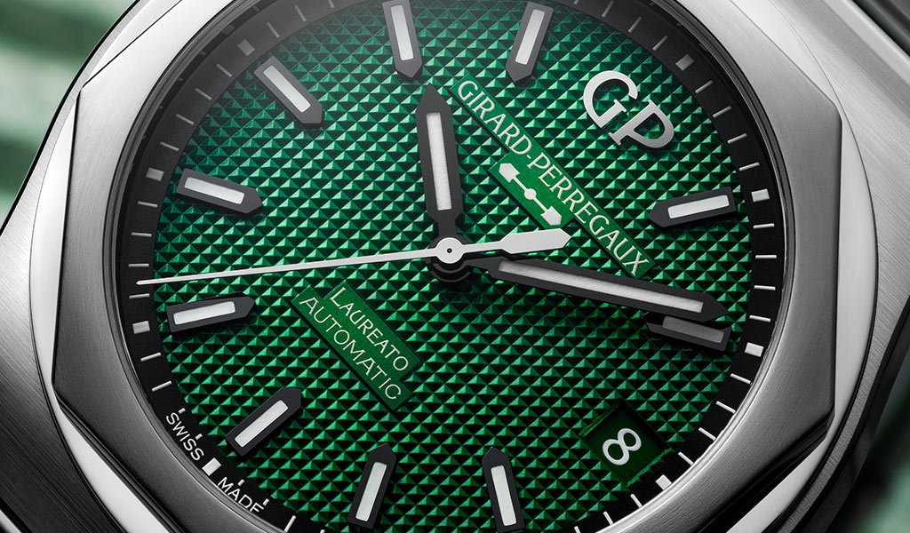 Механические часы Girard-Perregaux Laureato 42mm Green
