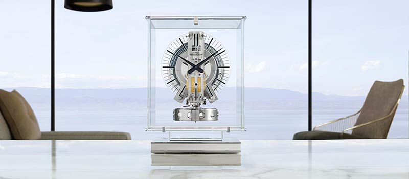 Jaeger-LeCoultre представляет новую версию часов Atmos